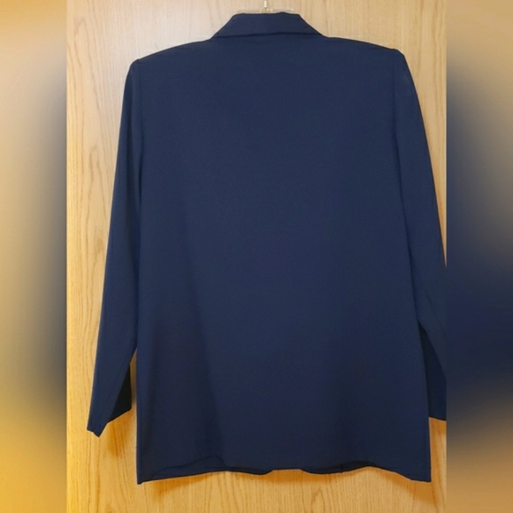 Liz Baker Classic Navy Blazer - Picture 2 of 5